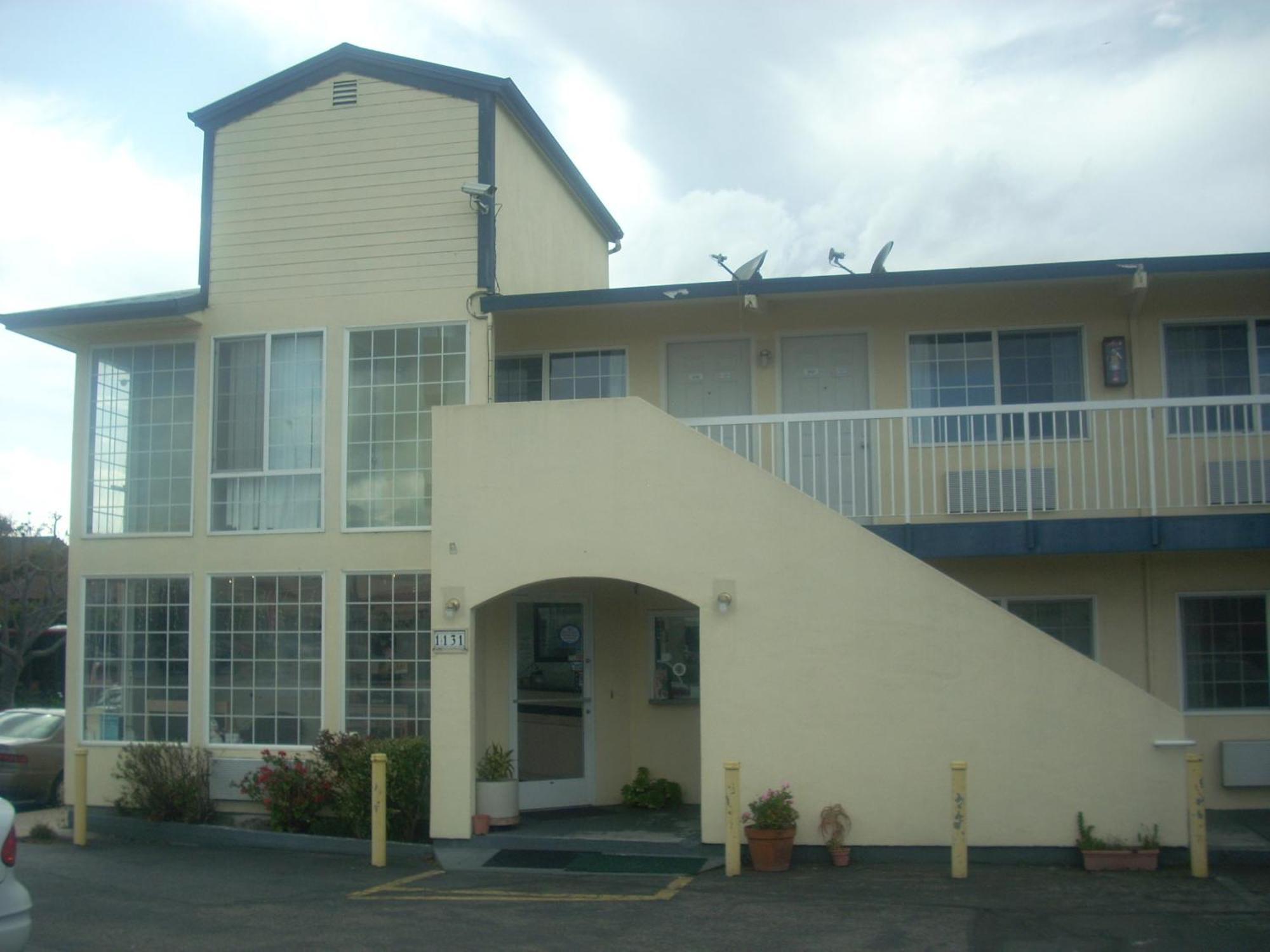 Economy Inn Seaside Exterior photo
