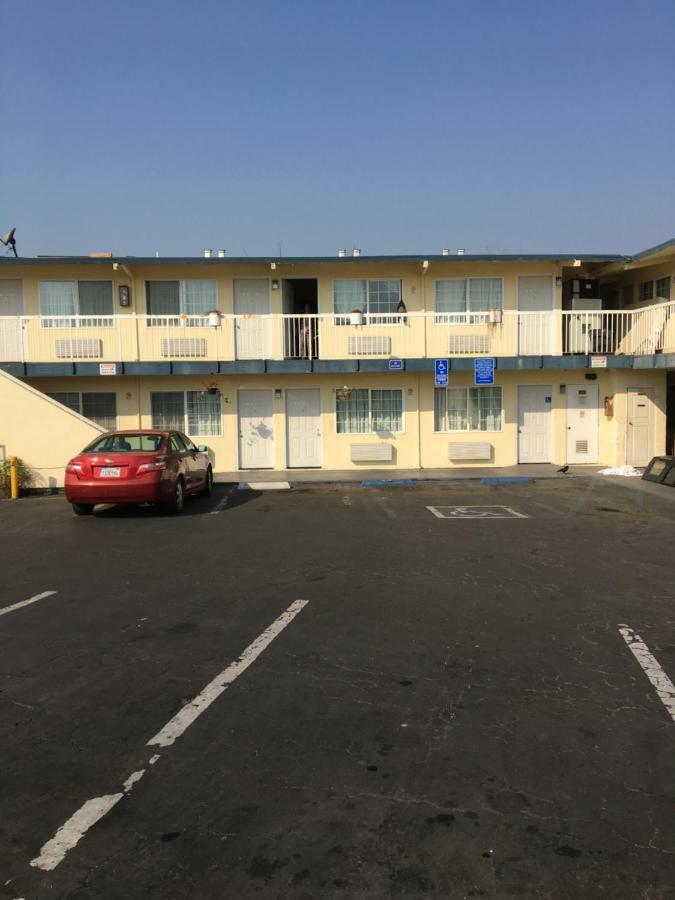 Economy Inn Seaside Exterior photo